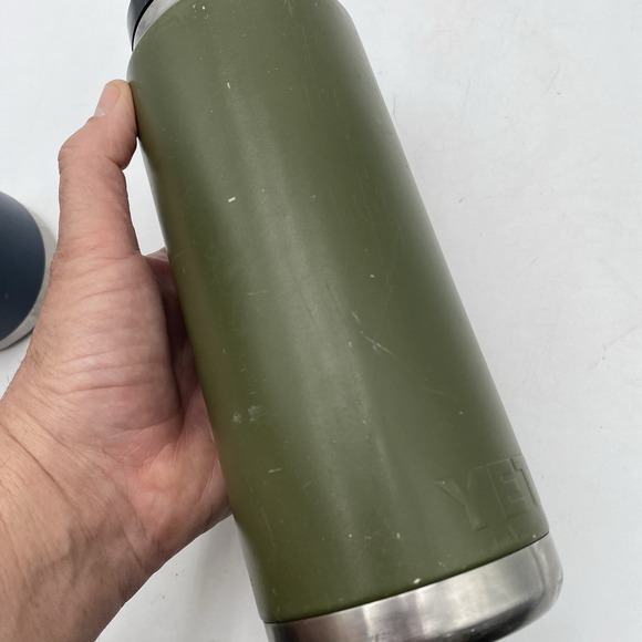 Lot Of 2 YETI Rambler Water Bottle Green Blue 26oz Insulated SEE PICS - Picture 10 of 16